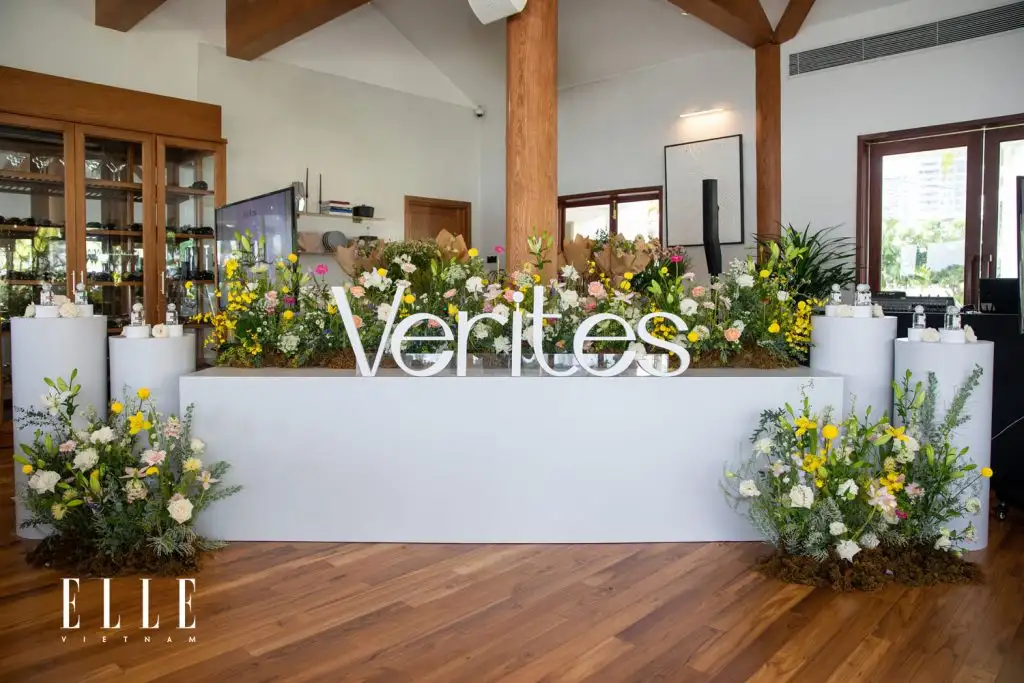 Verites và những tầng hương mùa Hạ